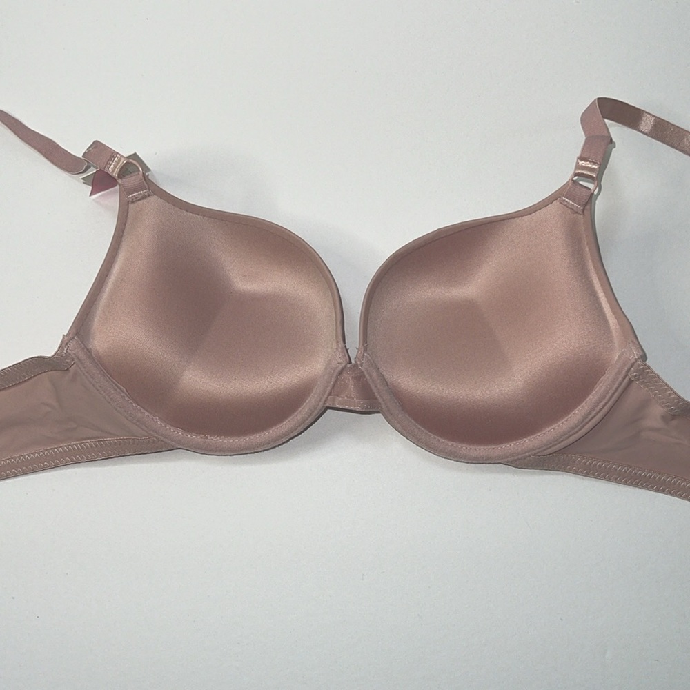 Super Push Up Extreme Padded Maximum Lift Add 2 Cup Size Bombshell Bra.NWT